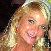 Kerry Metts's Instagram, Twitter & Facebook