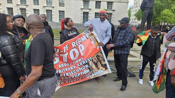 Pictures: Zimbabweans based in the UK today demonstrating against the CAB 3.