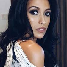 I ♥ MADAM STELLA M. (@WeLoveMamStella)