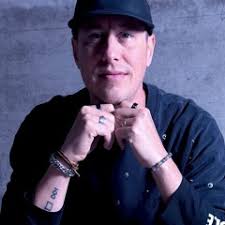 Stream Nicolas Middleton music