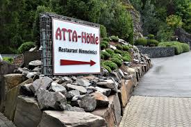 Entdeckt wurde die attendorner tropfsteinhöhle durch einen glücklichen zufall. Attahohle Tropfsteinhohle In Attendorn Verpottet