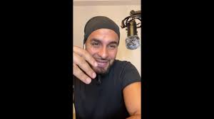 Ricardo ponce father's name is under review and mother unknown at this. Ricardo Ponce En Vivo Por Que Duele Separarse De La Pareja Instagram Live 24 04 2020 Youtube