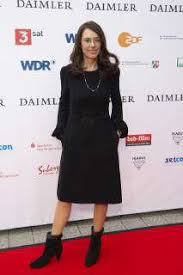 Regina SCHILLING, Regisseurin, Roter Teppich, Red Carpet Show, Ankunft,  arrival, 54. Verleihung des