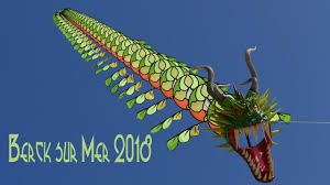 Et si on retrouvait notre âme d'enfant ? Berck 2018 32 Emes Rencontres Internationales De Cerfs Volants Berck Sur Mer Youtube