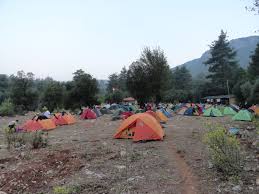 .çürümüş ağaçlara dikkat ediniz kaza yasamayin.aileniz ile gidip görebileceğiniz ve güzel bir piknik yapabileceğiniz yer. Yazili Kanyon Kamp Alani Gezi Rehberi Buradasin