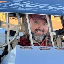 Kenneth Seay's Instagram, Twitter & Facebook