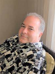 Rob Riddell's Instagram, Twitter & Facebook