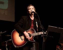 She was previously married to paul kennerley, brian ahern and tom slocum. Nanci Griffith Spotify