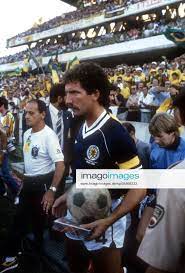 brasil escocia 82 futebol escocia brasil