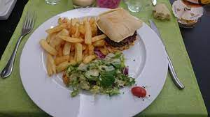 un excellent burger avis de voyageurs sur la table de guislain roost warendin tripadvisor
