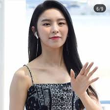 Elkie is an actress, known for rich family's son (2018), clc: Clc Elkie Photos Facebook