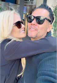 El Amor Espontáneo en Roma: Cecilia y Peter