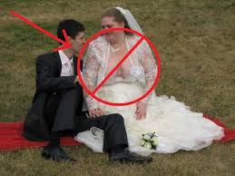 The bridal notebook top 20 ugliest wedding dresses. Top 21 Crazy Wedding Dresses You Won T Believe Are Real Youtube