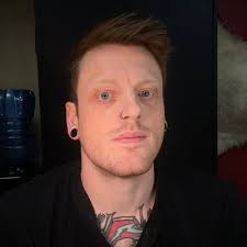 Eric Koch (@eric.is.me) • Instagram photos and videos