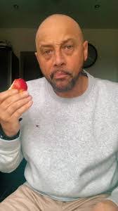 Lynne Whitmore's Instagram, Twitter & Facebook