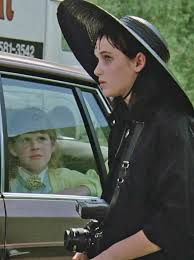 What nikon camera model is lydia (winona ryder) using in the movie beetlejuice? Classich Winona Ryder As Lydia Deetz In Beetlejuice Facebook