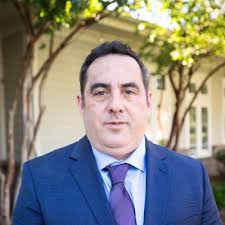 Yesterday marked my 11-year anniversary with Robert Half! Time flies when  you're having fun! I could not be more blessed to be part of this  incredible company that has given me so