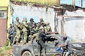 Uma carta supostamente escrita por lázaro barbosa, 32 anos, onde ele se diz ungido de deus foi entregue à polícia de goiás nesta. 2ewd6xc4 7etjm