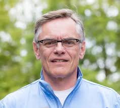 明星科学家一夜成为罪人，他用18年进行自我救赎