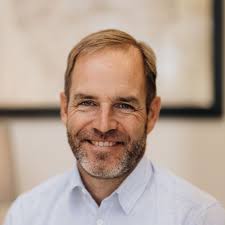 Craig Beckman's Instagram, Twitter & Facebook