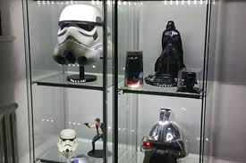 Added lighting to my ikea detolf cabinet! The Collection Corner