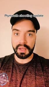 Julie Lomax's Instagram, Twitter & Facebook