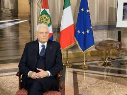 Direttamente dal quirinale in occasione della giornata dei lavoratori il nostro presidente della repubblica sergio mattarella saluta gli italiani e li esorta a. Mattarella Il Discorso Di Fine Anno E Il Momento Di Ritrovare La Fiducia L Italia Vera E Altruista Corriere It