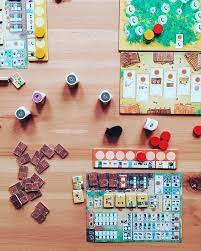 La Granja The Dice Game No Siesta Great Dice Game With Lots Of Interesting Decisions It Uses The Dice Mechanism Fro Different Games Board Games Dice Games