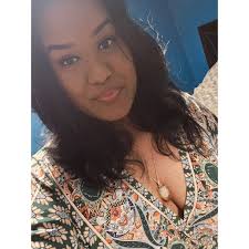 Too early? 🤔 lol Valentine's Day is coming! 💕 Oh yes, we advise you to  take care of all your sweets, floral needs already ☺️ Place your order in  advance so you