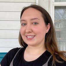 Emily-Marek-Headshot