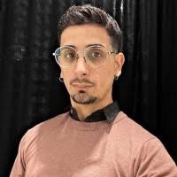 100+ perfiles de «Ahmed»