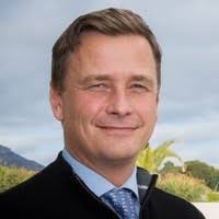 2900+ profiler som matchar ”Tangen”