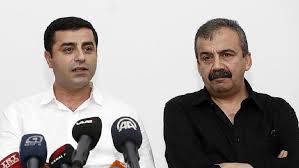 Selahattin demirtaş kaç yıl hapis cezası aldı? Demirtas Ve Onder E Hapis Cezasi Son Dakika Haberleri