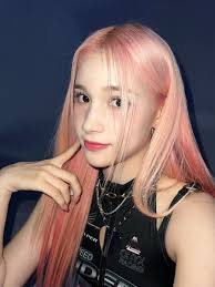 TXT's Hueningkai And Kep1er's Huening Bahiyyih "Battle" To Wish Soobin A  Happy Birthday