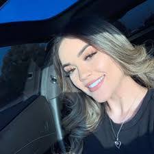 Ashley Ellison's Instagram, Twitter & Facebook