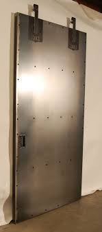 Steel Sliding Door John Beck Paper And Steel Productfind Interiordesign Net Industri Bathroom Industrial Chic Sliding Doors Interior Barn Doors Sliding