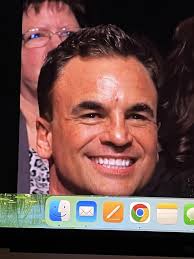 Why does Cathy's choreographer in s3 episode 16 keep smiling in every  scene? I know people have said he's Asia's dad which is why he's making  eyes during her dance but he's