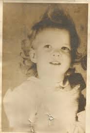 This is my great aunt Creedie. Crane my grandmother lizzie. Crane and the  one sitting down is my great grandmother Crane. They are cheeroke blood I  wanted to share many blessings to