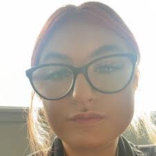 Molly Logan (@m0lly333)