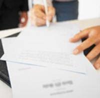 In österreich ist es für einen mieter völlig legal, sein zimmer unterzuvermieten, solange die zahl der mieter ist verpflichtet, die wohnung und ihre einrichtung gemäß dem mietvertrag zu behandeln. Osterreich Mietvertrage In Osterreich Laufzeiten Nebenkosten Und Kaution In Der Regel Werden In