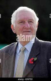 David martin pipe hi-res stock photography and images