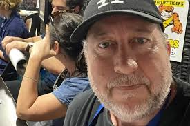 The first Wright Brothers invented the airplane, but these two are creating  comics for kids