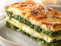 Discover The Ricotta Spinach Lasagna Recipe With Actual Woman Mag Quick And Easy Recipes En 2020 Recette De Lasagne Recettes De Cuisine Lasagnes Ricotta