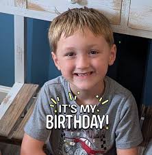 Kelly Ripa talks for a living....but she never talks about her sister🤔 Why  doesn't she talk about her? Fans speculate that they don't along, but the  truth is much more heartbreaking. Full