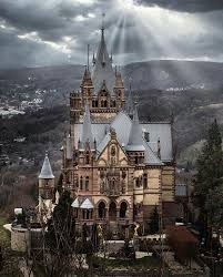 Schloss drachenburg will be closed until 31 march 2021. Drachenfels Schloss Drachenburg Cool Places To Visit Germany Castles Castles Interior