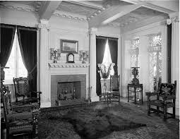 modern and futuristic architecture design : The 1904 Auchincloss House --  No. 33 E. 67th St.