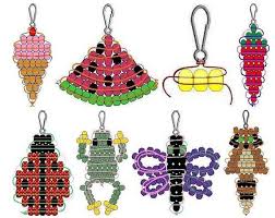 Pin By Amber On Koralky Inspirace Z Netu Pony Bead Crafts Pony Bead Projects Beaded Crafts