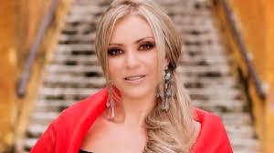 Daniela castro is the author of marte antes da terra (3.50 avg rating, 2 ratings, 0 reviews), te conto um conto (0.0 avg rating, 0 ratings, 0 reviews, pu. Daniela Castro Cachetadas Youtube