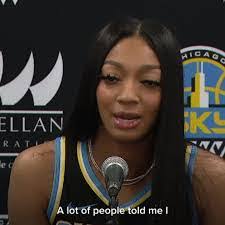 Tara Ackerman's Instagram, Twitter & Facebook