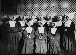 Photo Of The Week The Nuns Who Went To Wwi Daughters Of Charity Photos Of The Week Vintage Catholic